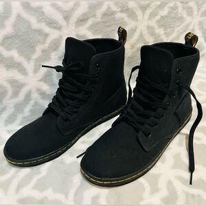 Dr. Martens SHOREDITCH canvas combat boots